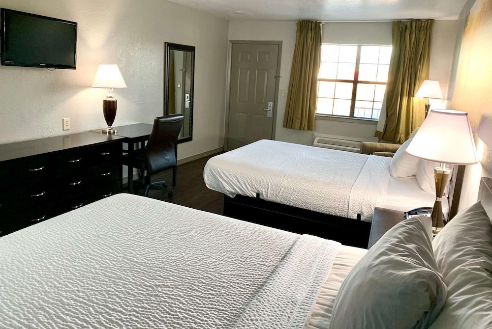 Days Inn & Suites By Wyndham - Canton First Monday Trade Days Εξωτερικό φωτογραφία