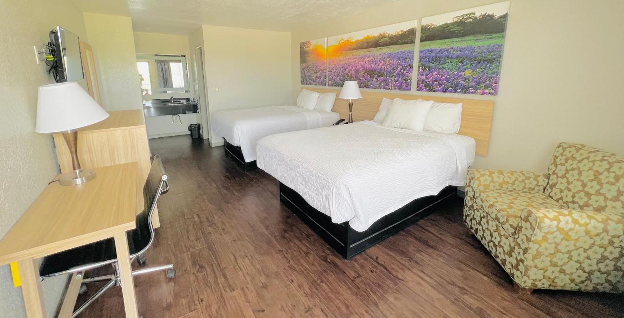 Days Inn & Suites By Wyndham - Canton First Monday Trade Days Εξωτερικό φωτογραφία